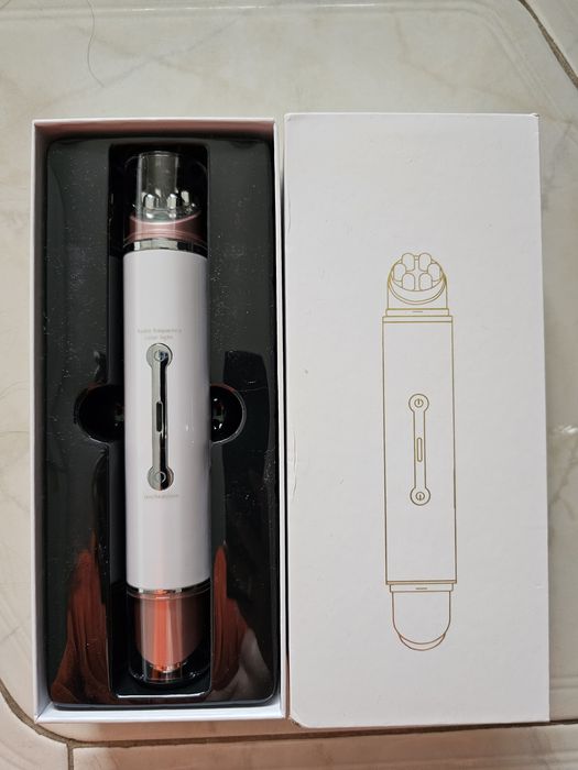 Уред за зоната около очите Beauty Pen EMS, LED, RF, вибрация и отоплен