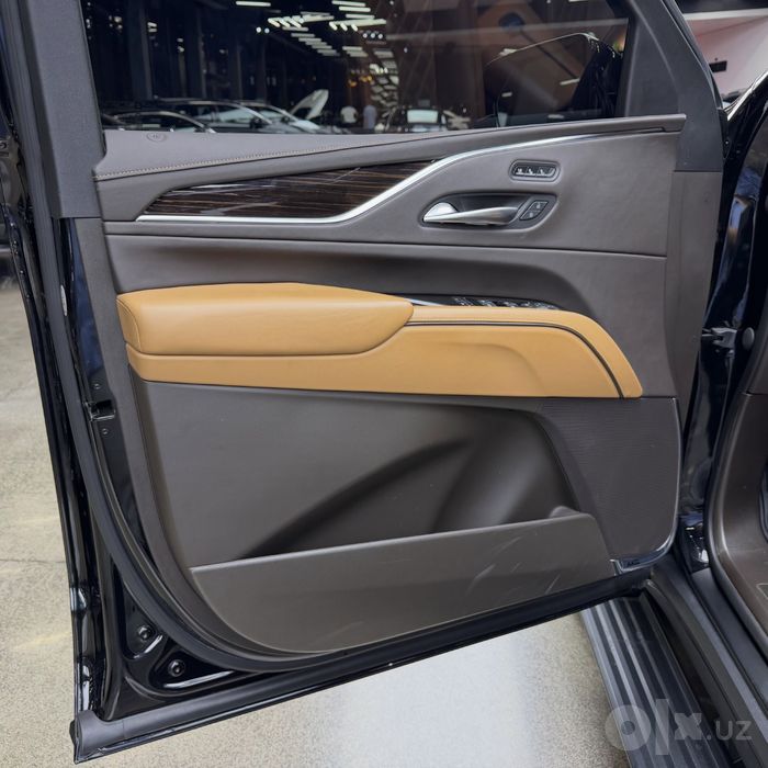 SOTILADI — Cadillac Escalade 600 Sport Edition
