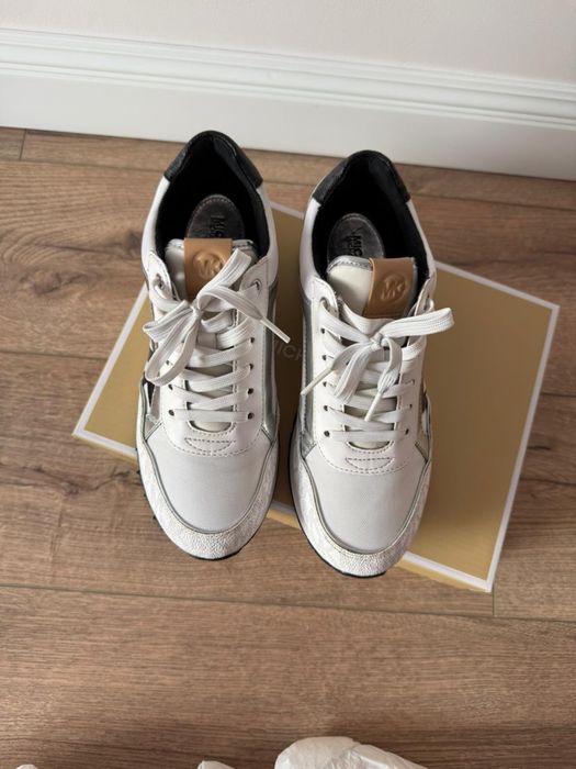 Кроссовки Michael kors Майкл корс Maddy Two-Tone Logo Trainer