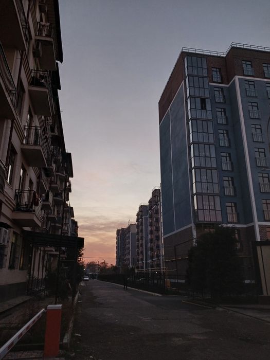 Dom Yashnobod tumani Olmos metro yaqinida