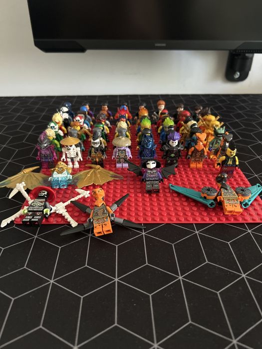 Vand sau schimb lego uri de mai multe feluri