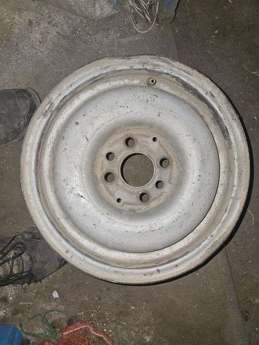 Продам Диски на R13.