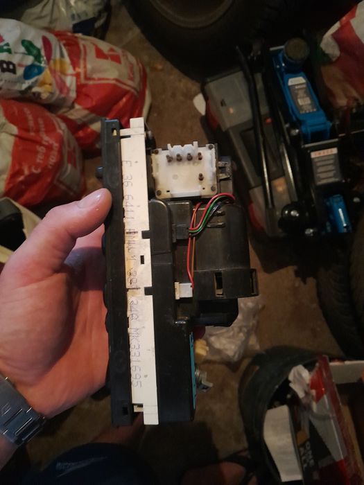 Управление климатроник за БМВ е36