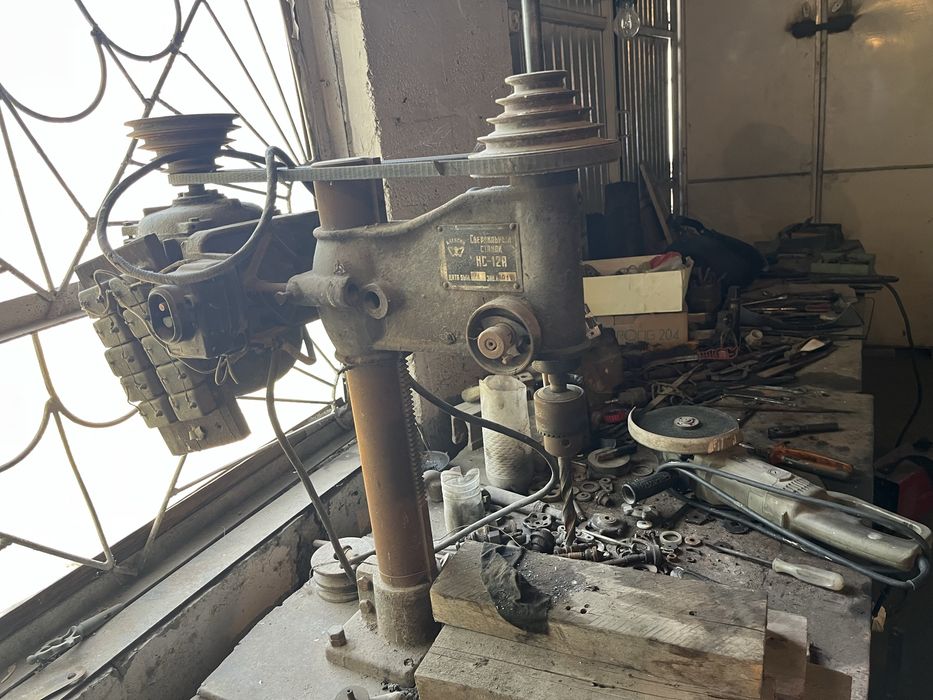 Сверлильный станок