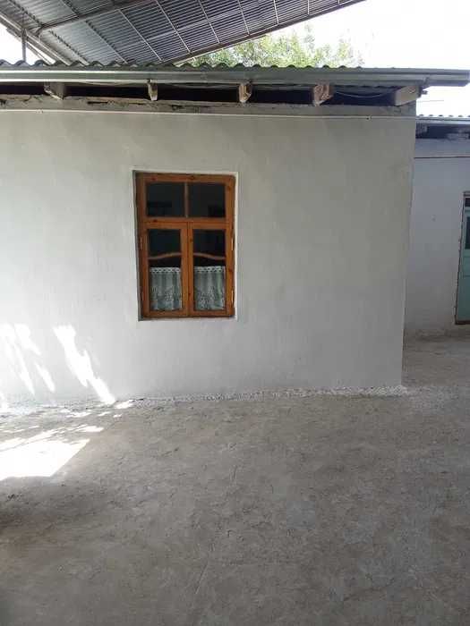 Ippadrom bozor yonidan Ijaraga uy beriladi Narxi telefonda kelishiladi