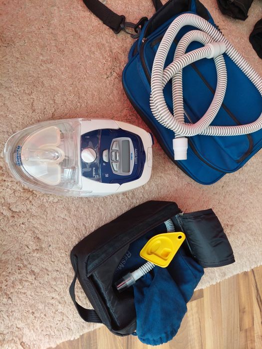 Aparat pentru apnee in somn Resmed s8 CPAP autoset spirit 2