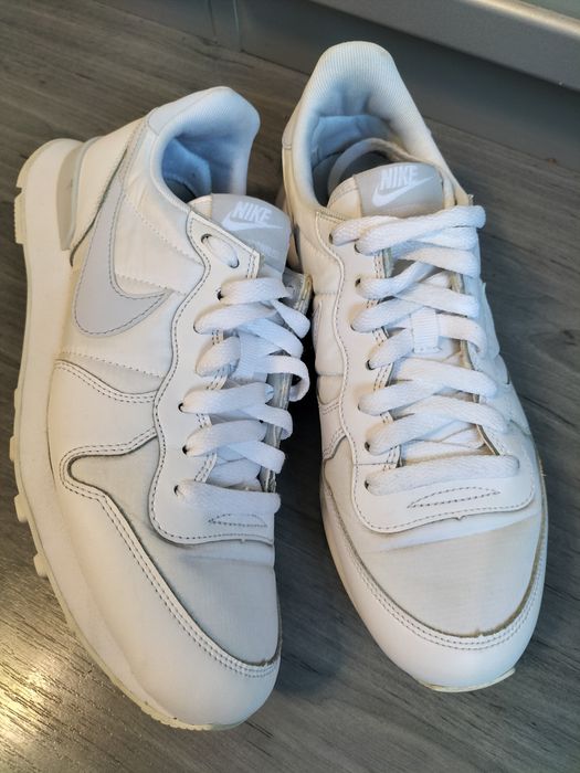 Adidași Nike Internationalist Dama mărimea 39 (25 cm)