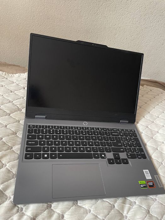 Lenovo LOQ 15AHP10