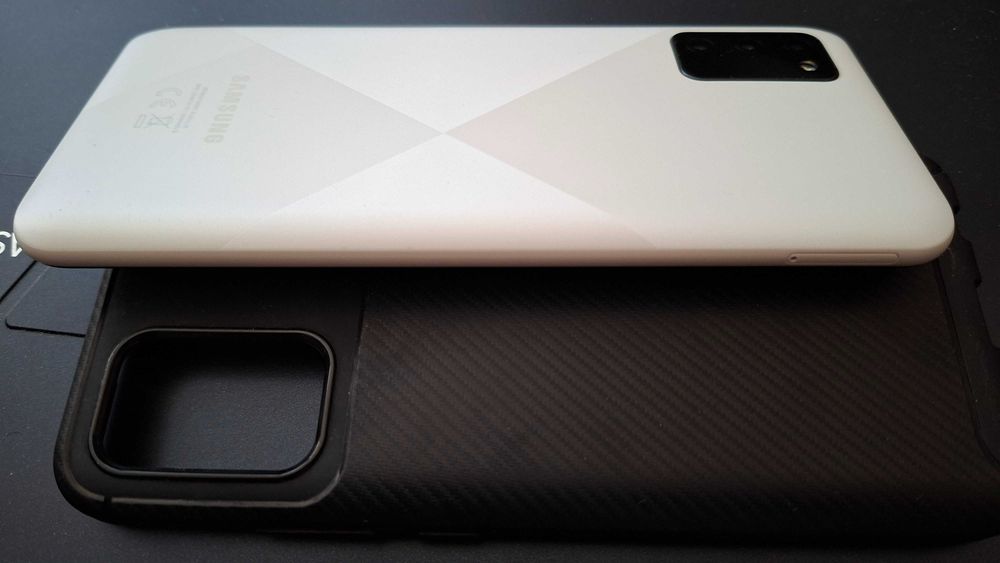 Samsung Galaxy A02s Бял - Супер Състояние + Кейс и Screen protector