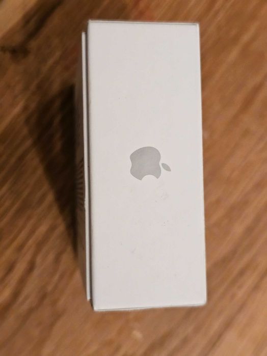 Apple air pods noise cancelation
