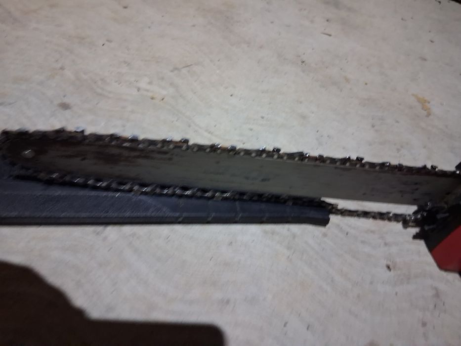 Fierăstrău electric cu lanț Black & Decker GK1940T