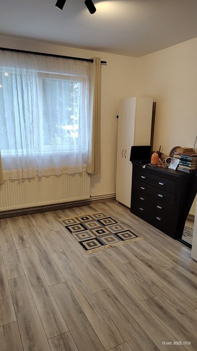 Apartament 2 camere semidecomandat