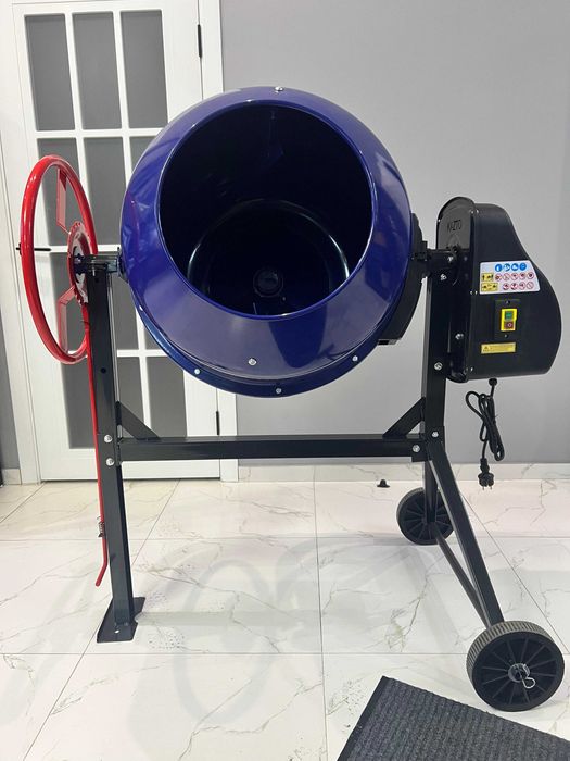 Бетономешалка Makute 220л
