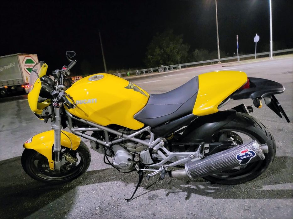 Ducati monster 600cc