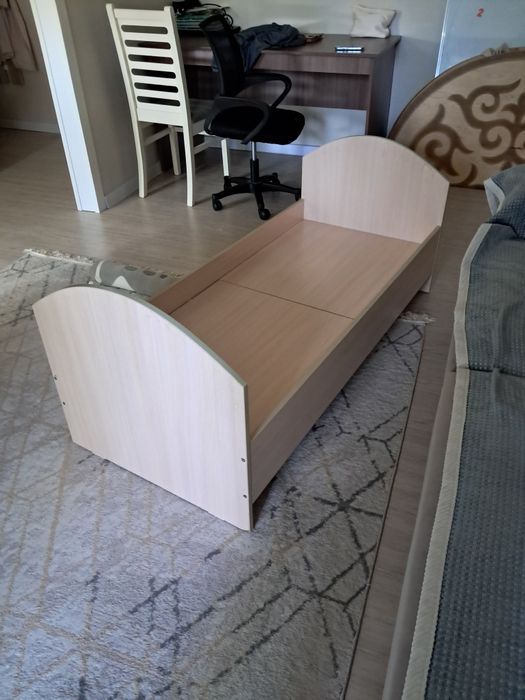 Продам детскую кровать