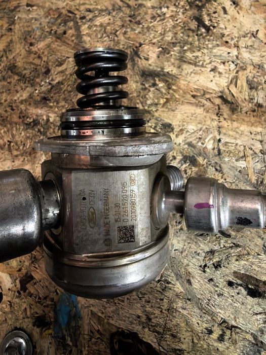 Помпа за високо налягане за Ford 1.0 ecoboost