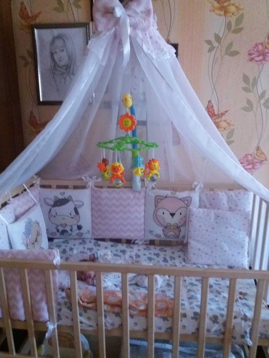 Продам бортики в кроватку