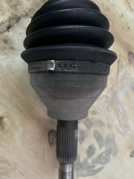 Полуось передняя Ford Explover