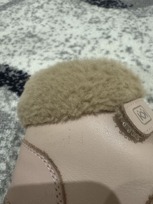 Бебешки зимни обувки Колев и Колев