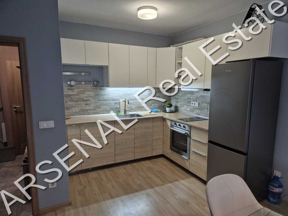 Дава се под наем Двустаен апартамент в София, Витоша - 80 кв.м за 700 € - Снимка #2