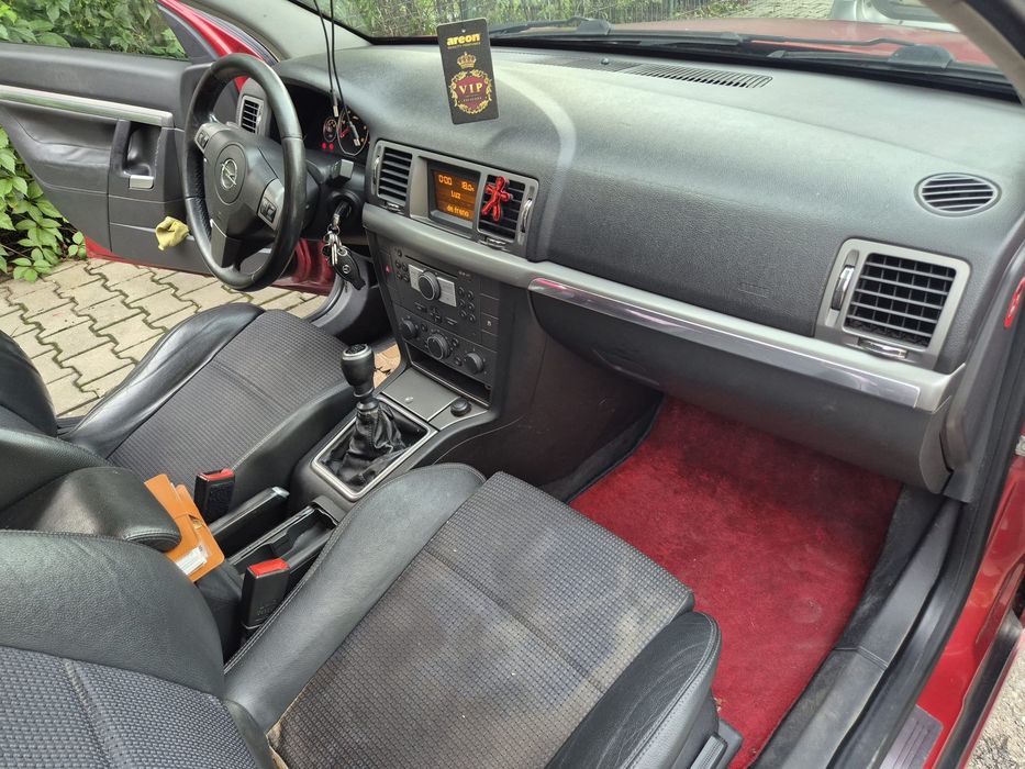 Vectra  , G T S  ,Anul Fabricației 2006,Motorizare  1,9 CDTI