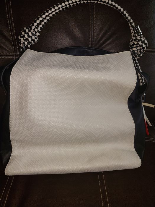 Дамска чанта от еко кожа