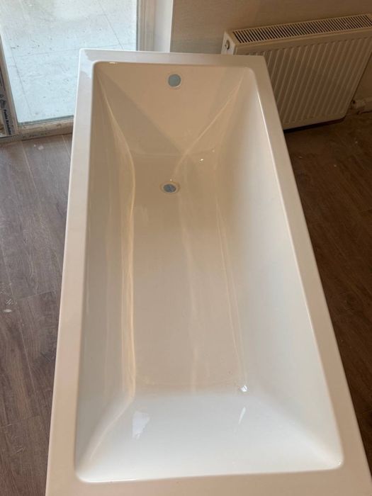 Продается ванна 160*70