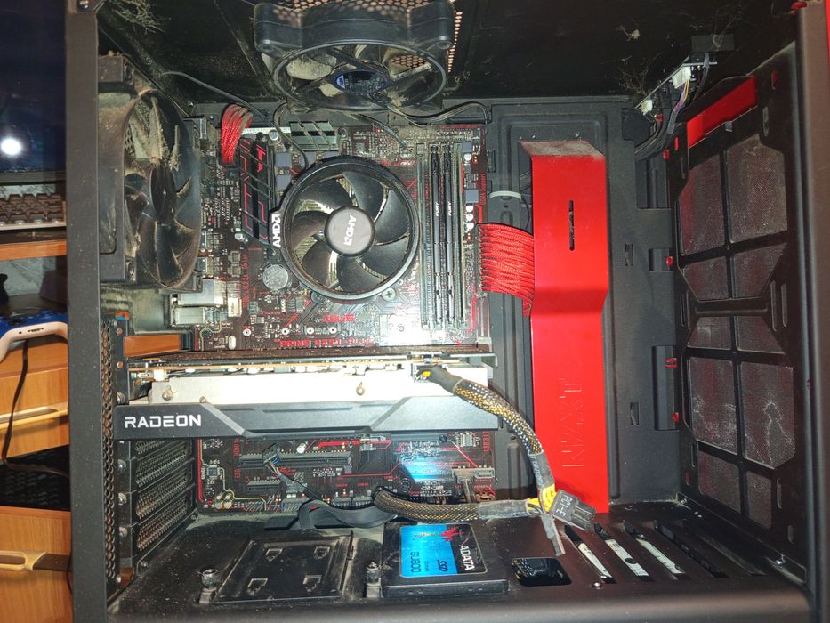 Геймърски компютър – RX 6600 8GB + Ryzen 5 1400 + 24 GB RAM + SSD