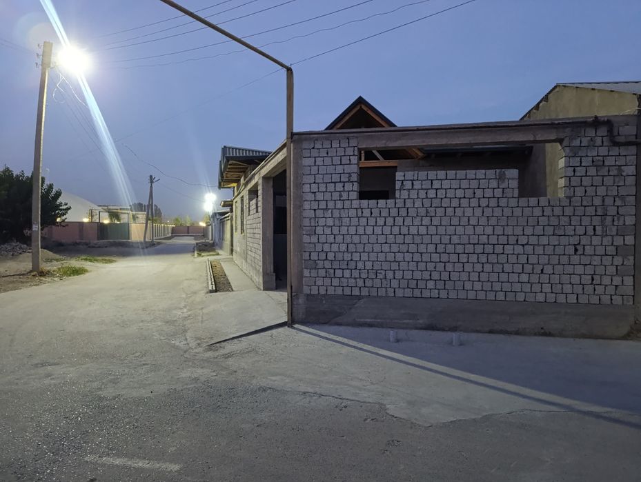 Uy sotiladi Toshkent viloyati karobka holatda