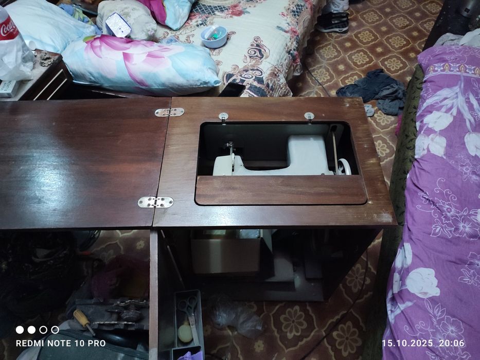 Продаётся швейная машинка б/у