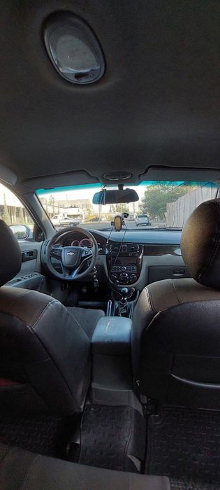 Jentra 1.5 delfin rang kraska shopr eshigida kira qilinmaga moshina