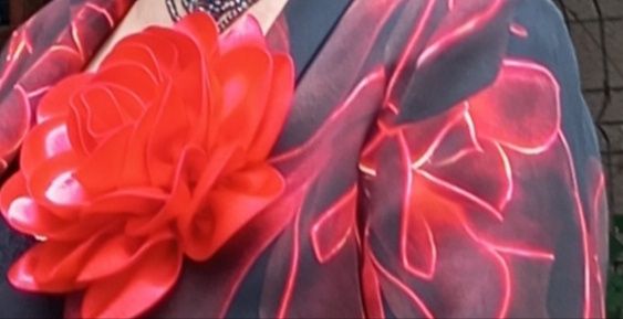 Vând accesoriu floare