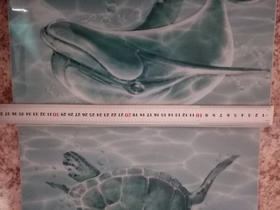 Кафель новый  в ванну или туалет.