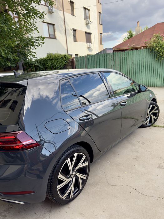 VOLKSWAGEN Golf 2019 — imagine 3