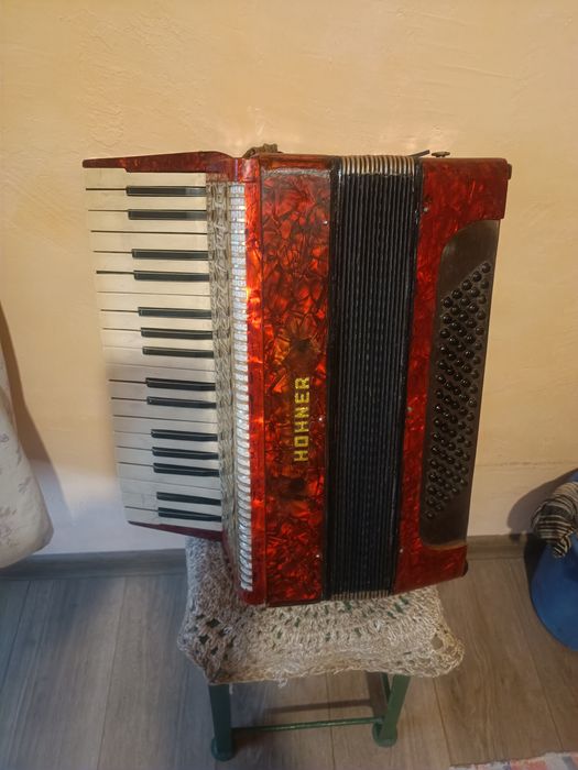 Acordeon Hohner 80 de basi
