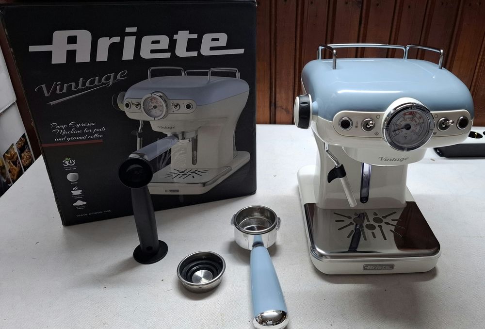Еспресо машина Ariete VINTAGE 1389,850W,15 bar,0.9л,Мляно и ESE дози