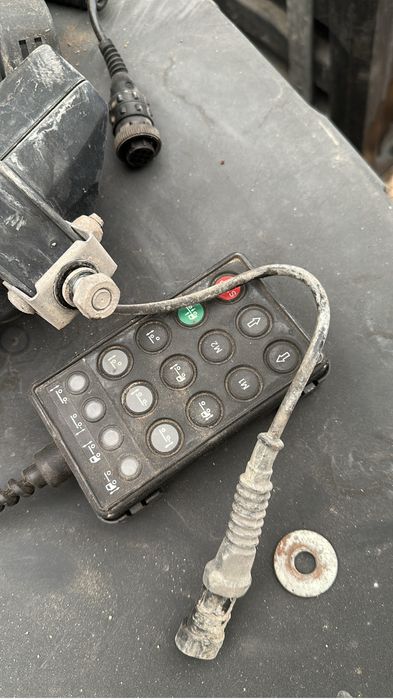 Запчасти на тягач даф 105