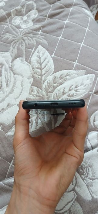 telefon bor sotiladi