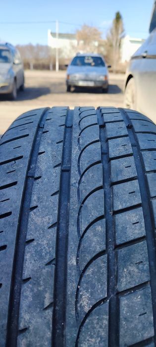 245/40R19 в хорошем состоянии