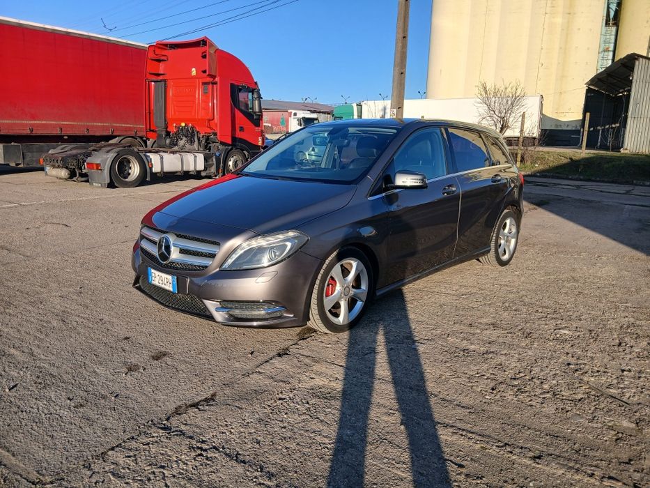 Mercedes b180 cdi An 2013cutie automată