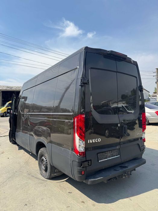 Dezmembrez Iveco Daily 2.3 HPI Euro 5/6 Cutie Manuala