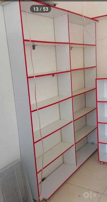 Magazin uchun Mebel va Muzlatgichlar sotiladi.
