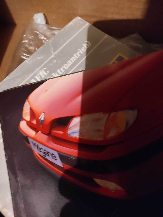 Части Рено Меган 1 hetchback 1.6 - фарове, стопове, компютър