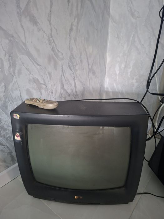 Срочно продаётся телевизор LG