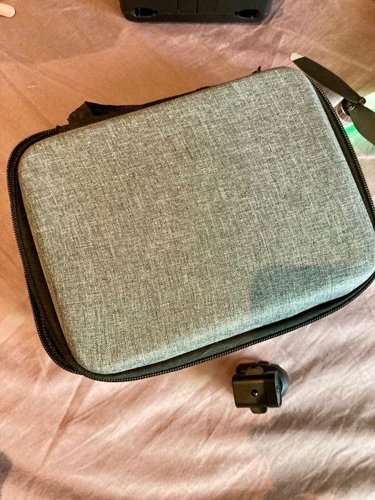 Сгъваем дрон с камера