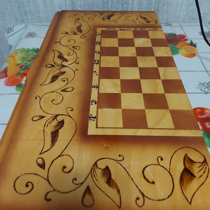 Продаются шахматные нарды