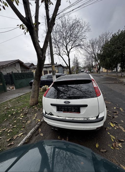 Ford focus mk2 avariat