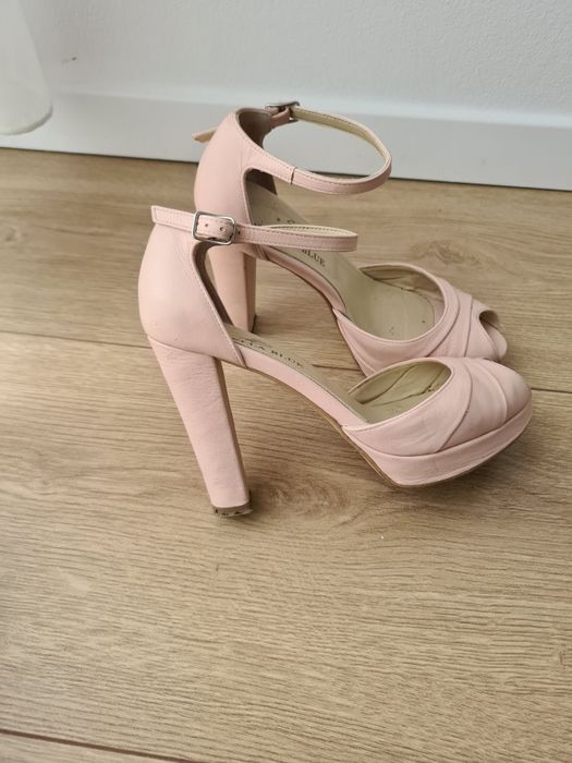 Sandale piele marimea 35