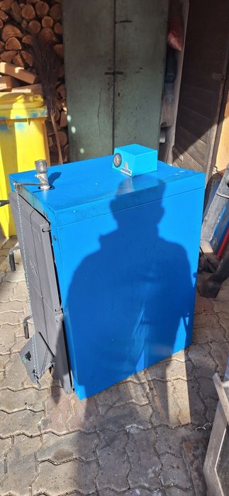 Vând centrala viadrus