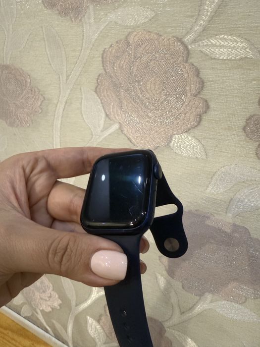 Продаю часы Apple iwatch 4 series